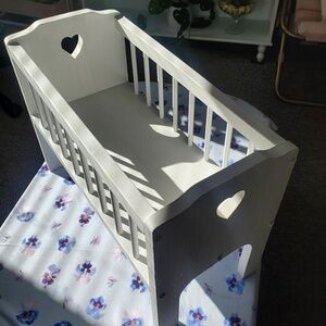Vintage wooden doll or teddy bear crib, good condition